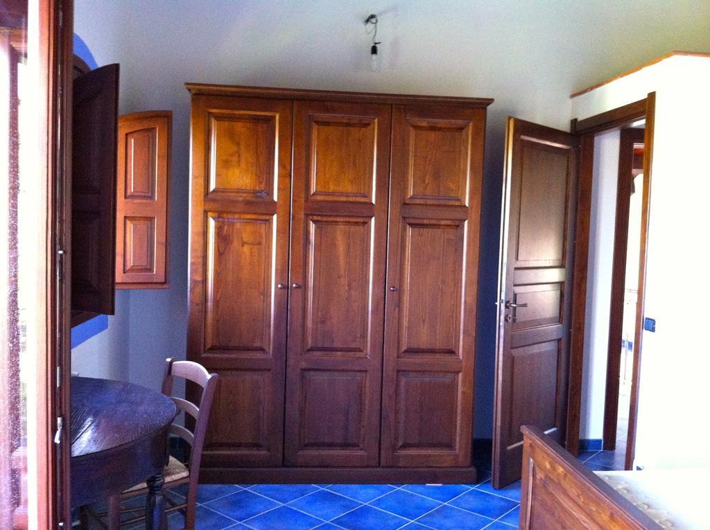 Case Vacanze Casa Romana Lascari Room photo